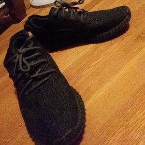 Yzy boost shoes